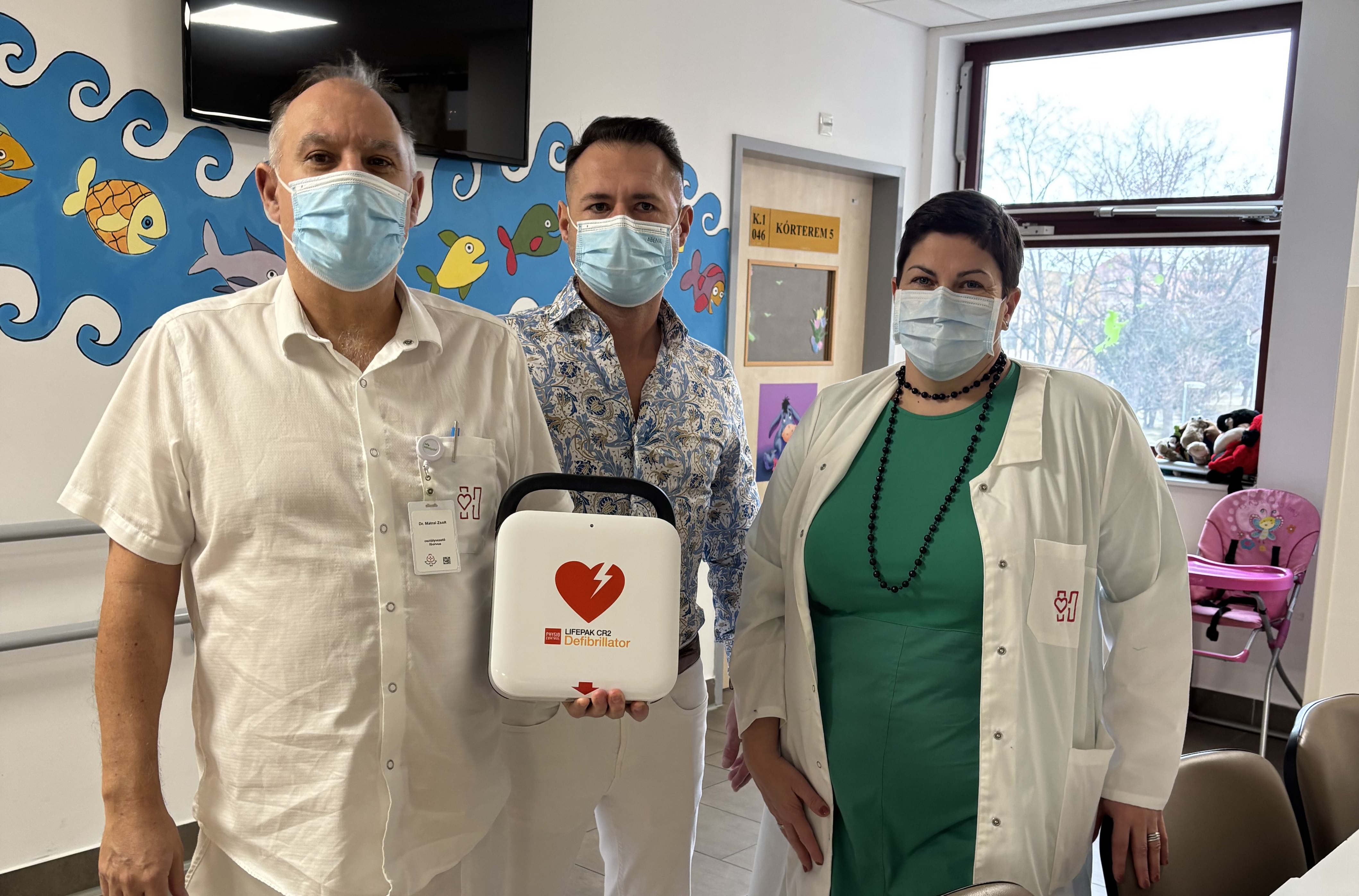 Gyermek_Osztaly_adomany_defibrillator