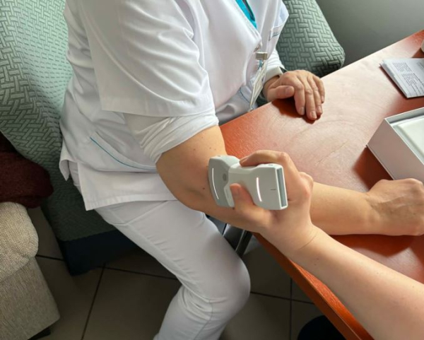 Mobil ultrahang készülékkel bővült a Reumatológiai osztály eszközparkja