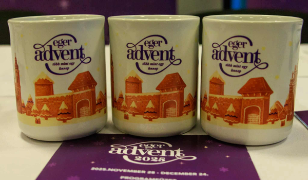 Eger Advent 2025 – a Markhot Ferenc Kórház Gyermekosztálya a város jótékonysági programjának kedvezményezettje