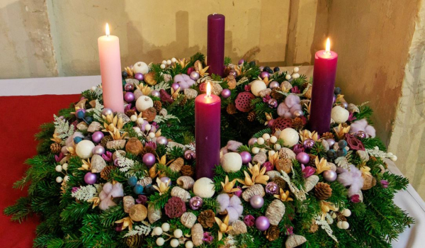 Markhot Karácsony az irgalmasrendi kápolnában